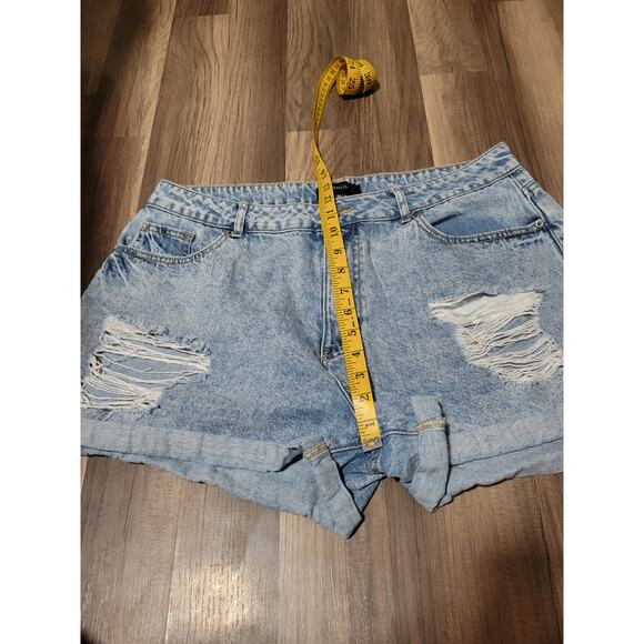Forever 21 Ripped Distressed Acid Wash High-waisted Shorts Size 14 - Picture 5 of 5